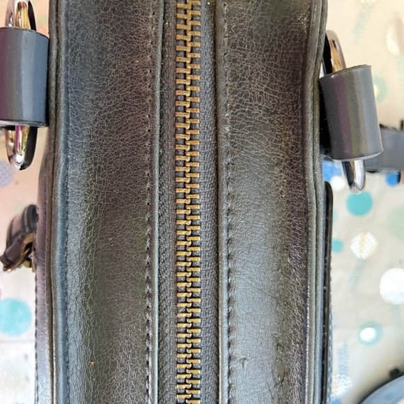 VINTAGE GUESS Y2K HANDBAG NEW WITH TAGS! - Picture 16 of 16